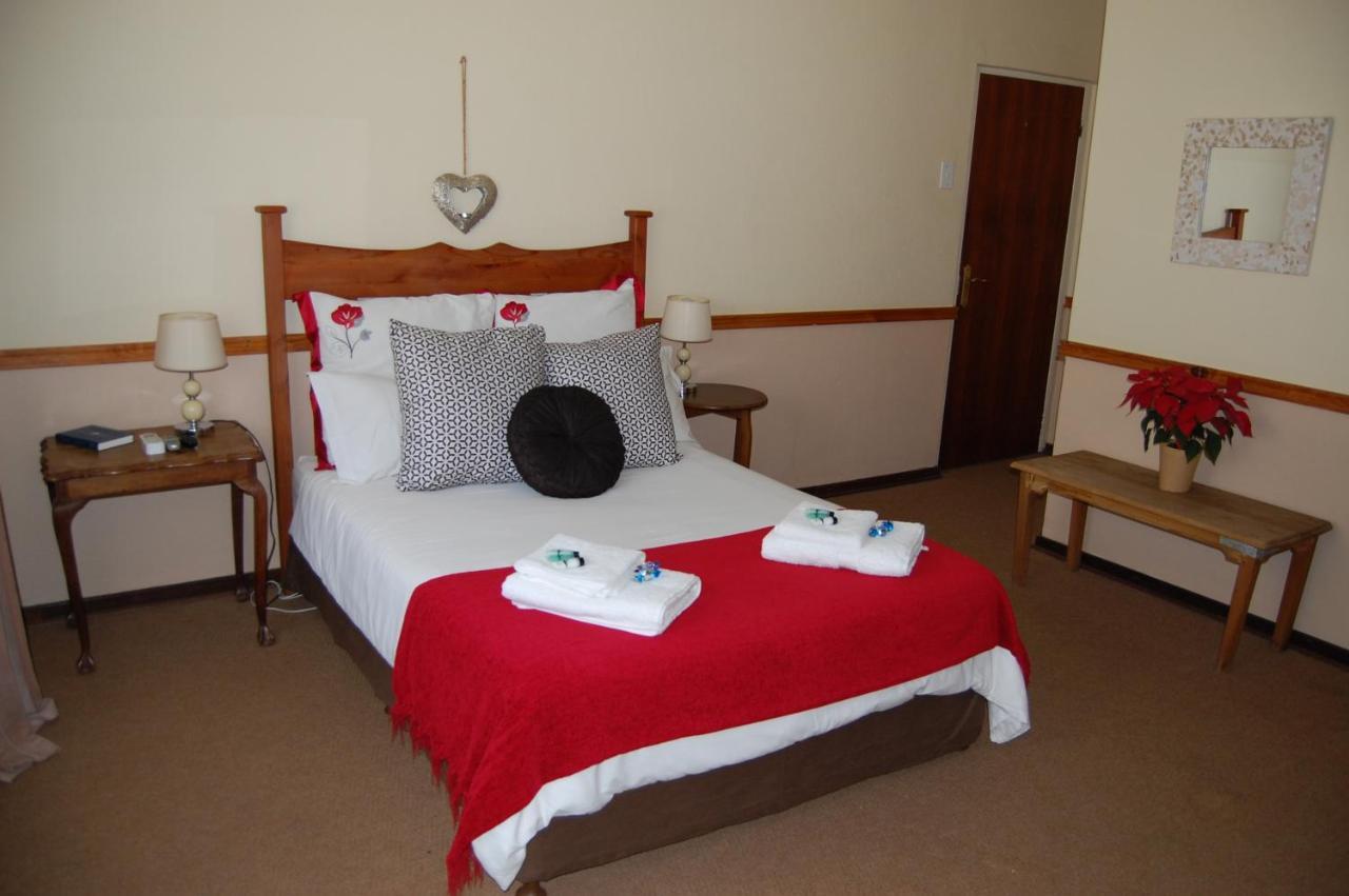 Evergreen Guesthouse Upington Exterior photo